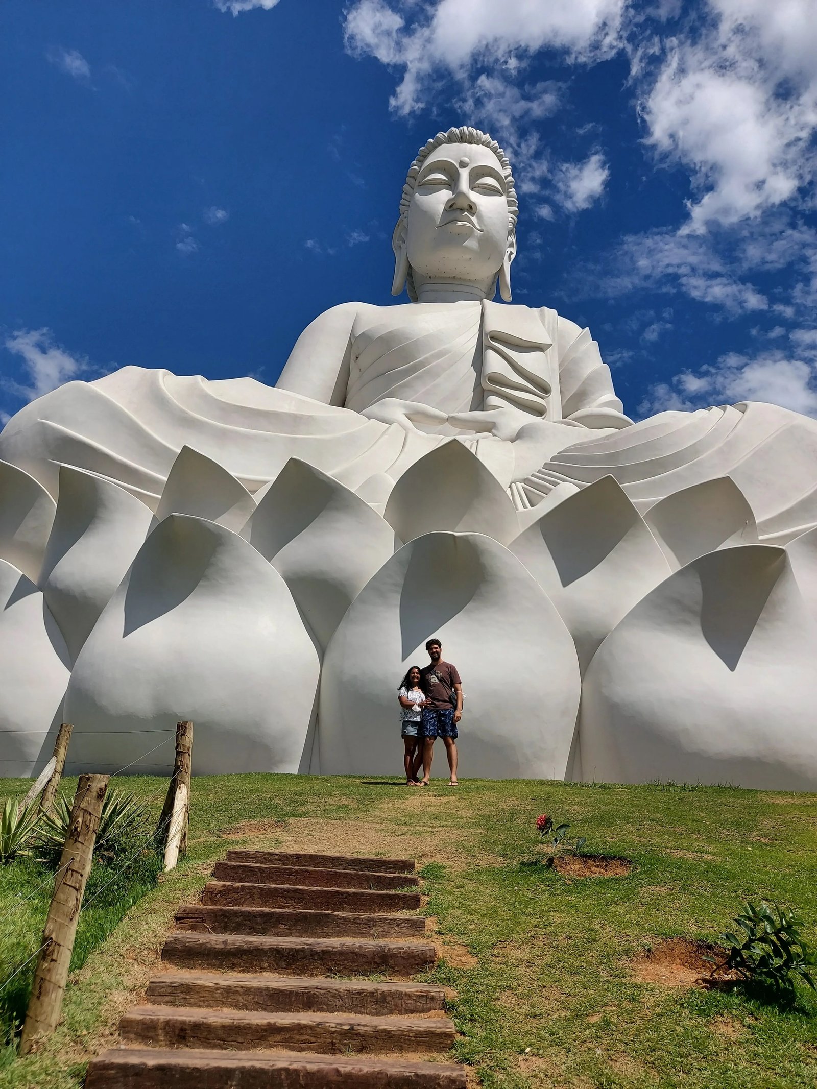 O Maior Buda do Brasil em Ibiraçu