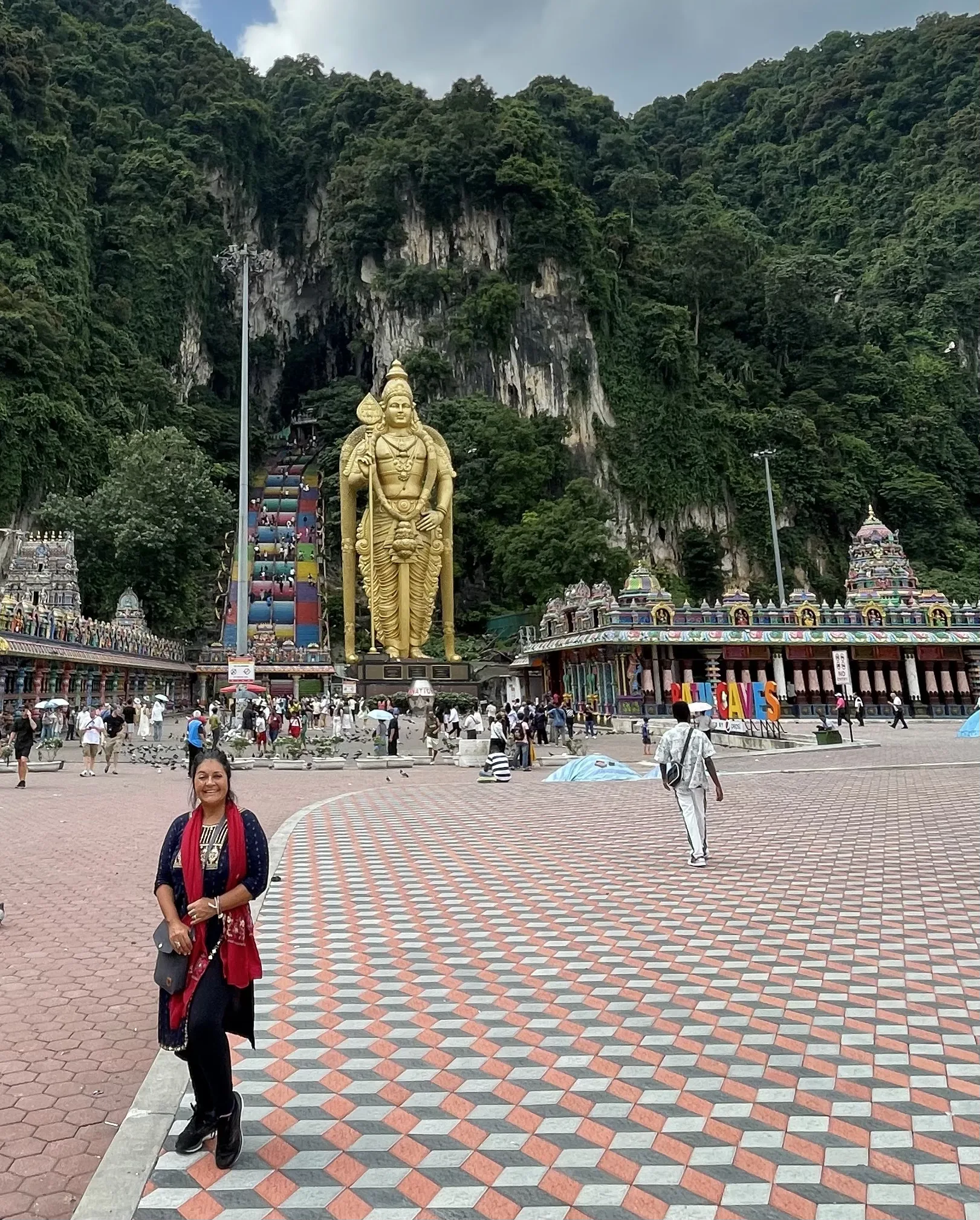 Batu Caves: Um dos Santuários Hindus Mais Importantes Fora da Índia