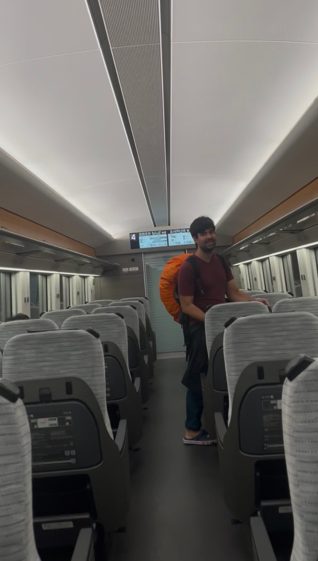 Como É Viajar de Trem no Japão